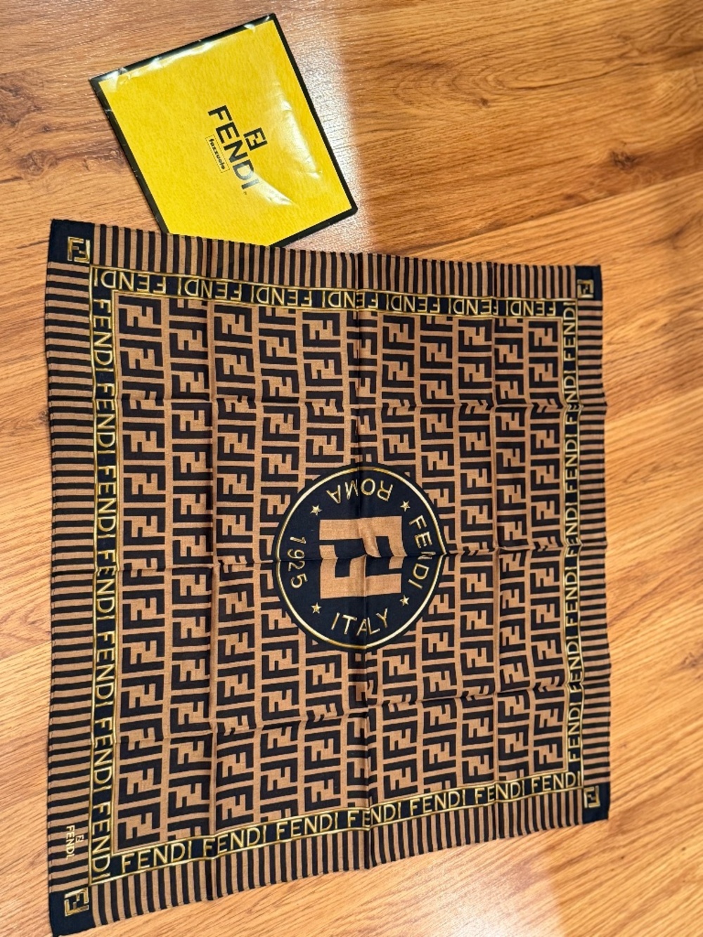 NWOT - Fendi scarf